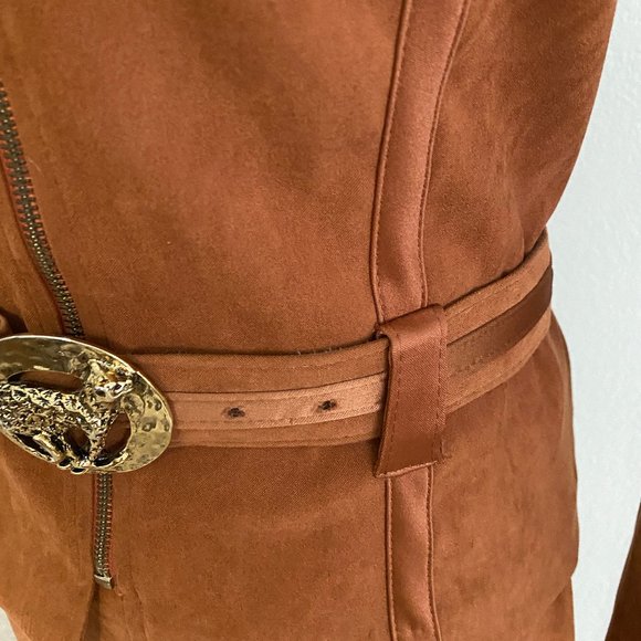 Lori Weidner Suit - Picture 6 of 6